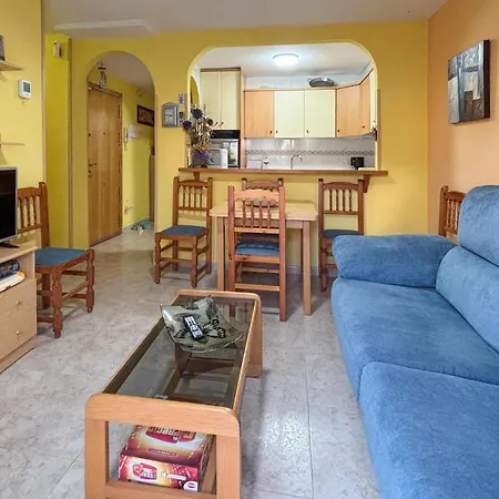 2 Bedroom Stunning In Lägenhet Torrevieja