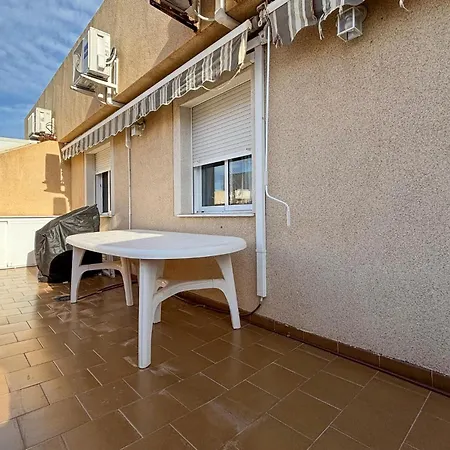 2 Bedroom Stunning In *