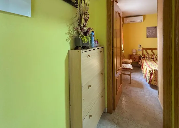 2 Bedroom Stunning In Lägenhet Torrevieja