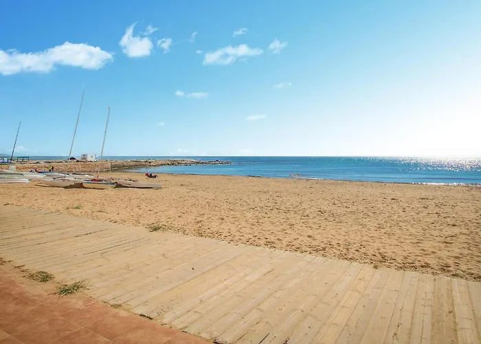 Lägenhet 2 Bedroom Stunning In *